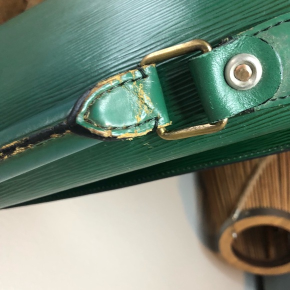 Vintage Green Epi Leather Ambassador Briefcase - Picture 14 of 16